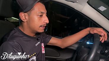 Image Motorista do uber me surpreendeu com o que ele fez, deu o cuzinho pra mim e pediu leite quente