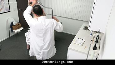 Image Drug-Seeking Slut Everly Haze Fucks Dr. Rob Banks for Meds - Doctorbangs