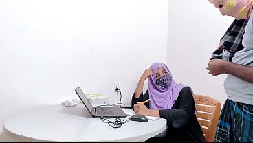 Image Hijabi Hot bank manager fuck by desi village Farmer Desi chudai xxx
