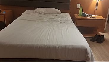 Image O MASSAGISTA N&Atilde_O RESISTIU QUANDO VIU O TAMANHO DO MEU PAU