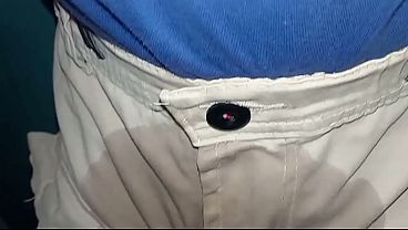 Image Pantalones orinados con pa&ntilde_al de tela