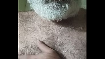 Image VELHO SAFADO MOSTRANDO CU