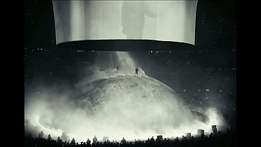 Image Ye live at SoFi: Travis Scott