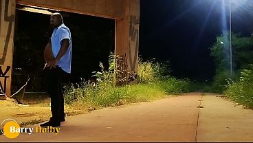 Image Fui pego na ponte e tive que dar para um desconhecido