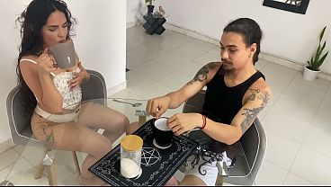 Image &iexcl_MI HERMANASTRA SE FUE Y SU MEJOR AMIGA LATINA DE CULO GRANDE, ME HIZO UNA MAMADA! - PORNO EN ESPA&Ntilde_OL