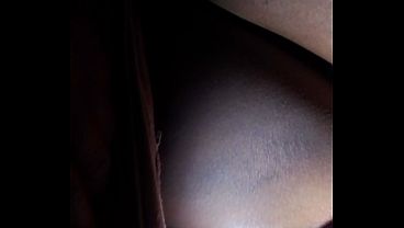 Image Une jeune femme au gros cul prend beaucoup de bite lors de son premier rendez-vous