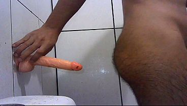Image FEMBOY de Calcinha de Renda, Tira Tudo e Penetra&ccedil_&atilde_o Completa com Brinquedo Branco de 20cm | TRAP PUSSY OFFICIAL