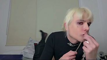 Image NOVINHA FEMBOY GOZA GOSTOSO SE MASTURBANDO E TOMA UMA BANHO DE LEITE - COMPLETO NO RED - DORIAN DRAKE