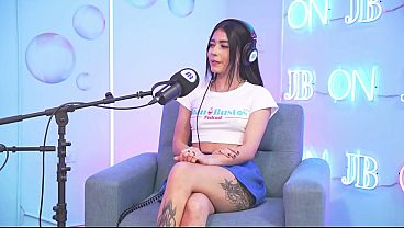 Image Colombian petite AmyPalmer moans like a slut as her Domi vibrates wildly against her clitoris, making her cum uncontrollably
