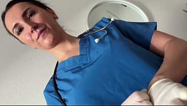 Image The Hottest Doctor Visit Ever Caught on Camera