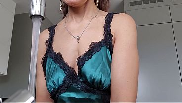 Image Beautiful MILF gets her ass fucked hard while washing the dishes