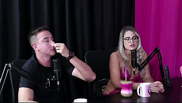 Image VEJA COMO FOI A KEL MACETTARE E BRUNO ABATE NO BORA CAST COM BRUNA CARLOS & MATHEUS CAETANO - PARTE 3 (WATCH ON: SHEER/RED)
