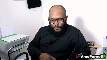 Image Meu Marido tentava esquecer o passado na empresa, mas estava dificil