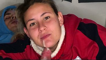 Image Enorme Corrida De Carga En La Boca De ESPOSAOCULTA - Terapia De Mamada