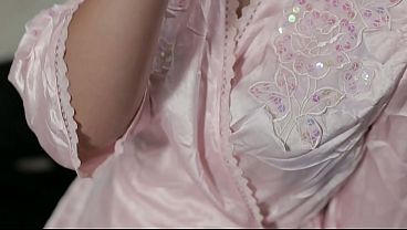 Image Chindo pamer memek pakai Satin lingerie Bokep indo terbaru