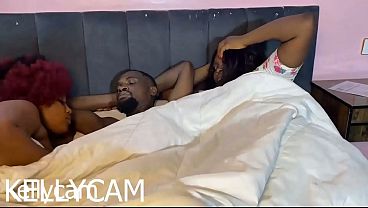 Image THREESOME IS SWEET WITH A MAN OF BIG HUGE DICK AND FRESH PUSSY