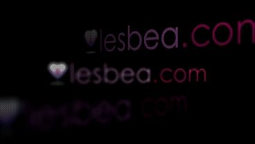 Image These mature lesbians had the hots for eachother - Lesbea