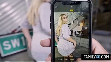 Image Big ass stepmom Joslyn Jane fucks with stepson as a reward for fixing her computer