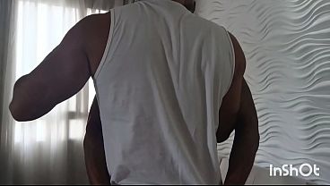Image Esse playboyzinho veio s&oacute_ mamar. Mas acabei arrega&ccedil_ando ele na pika ( pr&eacute_via)