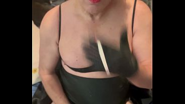 Image CD Nikki in tight bra smokes like a slut and cums