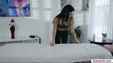 Image My customer wants to give me a back massage
