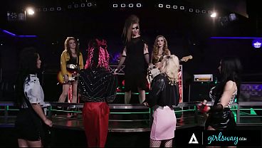 Image GIRLSWAY - GIRLCORE LESBIAN GROUP SEX COMPILATION! LENA PAUL, JANE WILDE, GINA VALENTINA & WAY MORE!