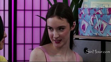 Image Only Way To Treat Family- Hazel Moore, Elizabeth Skylar, Taylor Wild, Alexa Chains