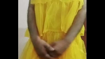 Image Indian Gay Crossdresser Gaurisissy xxx sex in yellow Lehenga