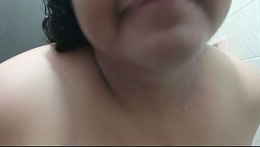 Image Karmica milf bbw en la ducha