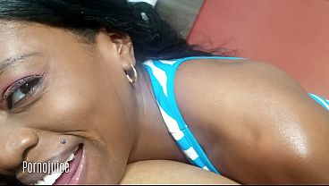 Image Black MILF gives sloppy top to much older black retiree