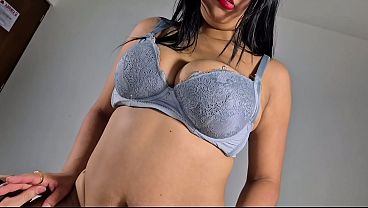 Image &iexcl_Una Sexy Morena Colombiana Es Follada Por Su Jefe!