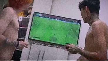 Image Amigos jogando juntos