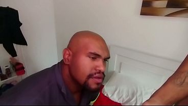 Image Trabalhador Sofreu Dando para o Carioca Dotado
