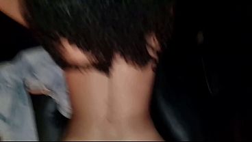 Image Co&ntilde_o jugoso y culo roto Al salir del gym, dos hermanastros comparten un romance secreto y una lujuria desatada que solo el cuarto de la casa sola conoce. Morrita de 18 a&ntilde_os se entrega a una aventura