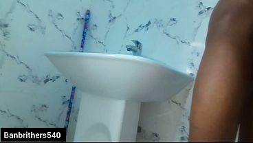 Image Hot fuck in the bathroom