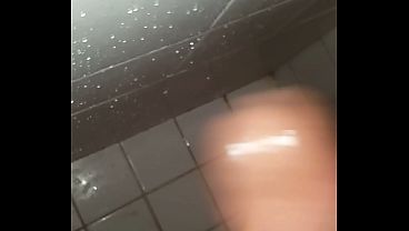 Image Jerking off S5 E2... 3 cumshots