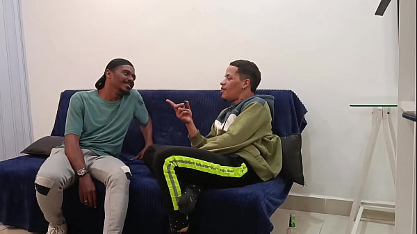 Image Safado vai conhecer e sentir o peso a rolona do amigo que conheceu agora